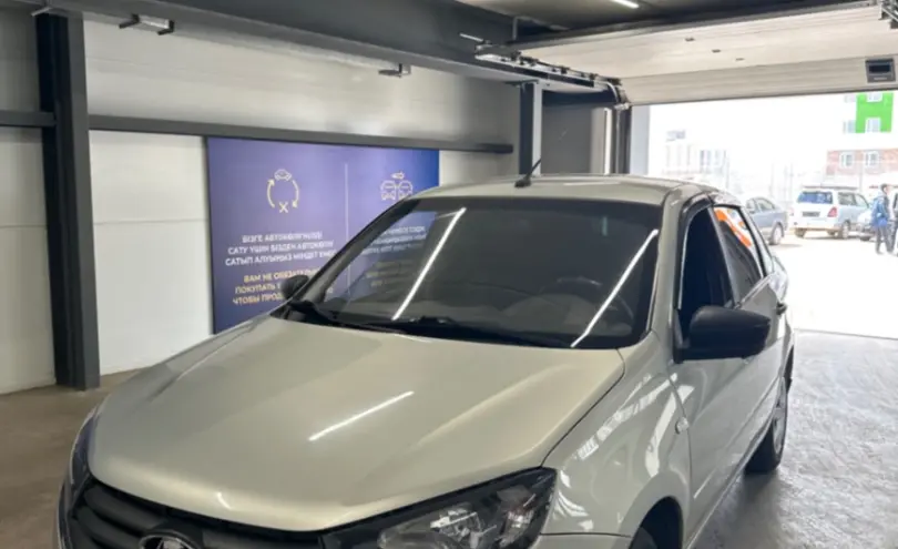 LADA (ВАЗ) Granta 2019 года за 3 000 000 тг. в Астана