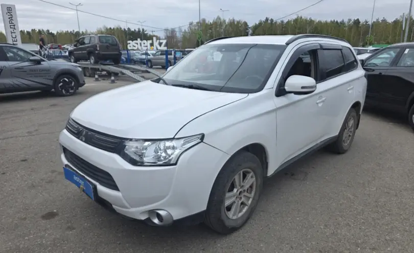 Mitsubishi Outlander 2013 года за 6 000 000 тг. в Усть-Каменогорск