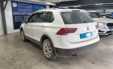 Volkswagen Tiguan 2017 года за 7 700 000 тг. в Астана фото 4