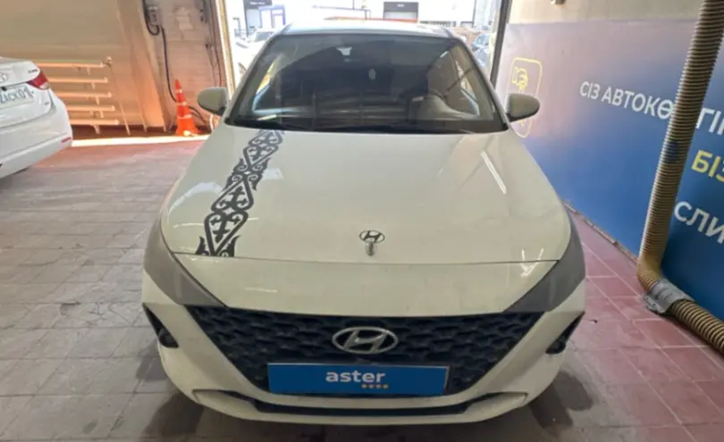 Hyundai Accent 2020 года за 6 000 000 тг. в Астана фото 2