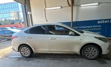 Hyundai Accent 2020 года за 6 000 000 тг. в Астана фото 4