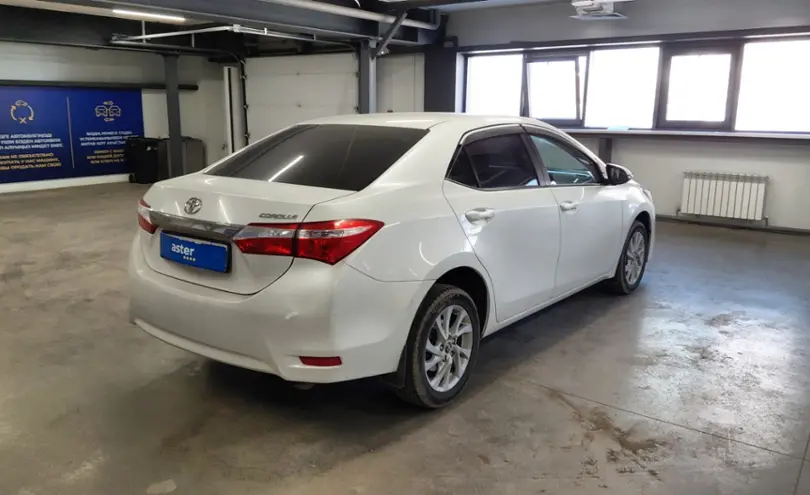 Toyota Corolla 2018 года за 8 000 000 тг. в Астана фото 3