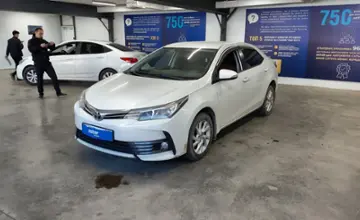 Toyota Corolla 2018 года за 8 000 000 тг. в Астана фото 1
