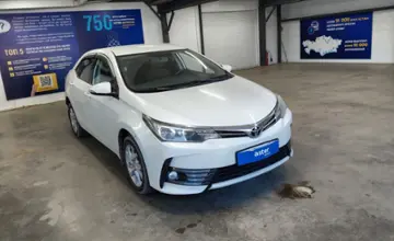 Toyota Corolla 2018 года за 8 000 000 тг. в Астана фото 2