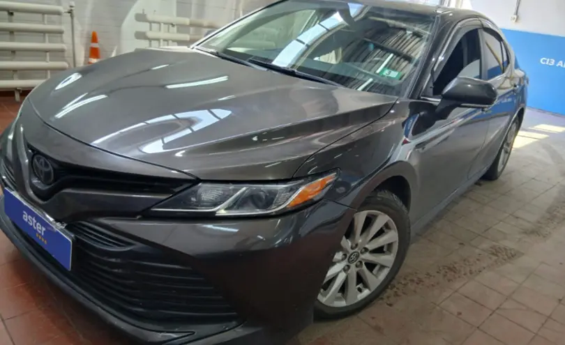 Toyota Camry 2019 года за 12 000 000 тг. в Астана