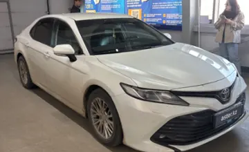 Toyota Camry 2019 года за 12 700 000 тг. в Уральск фото 3
