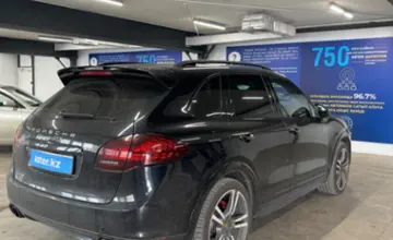 Porsche Cayenne 2012 года за 14 500 000 тг. в Астана