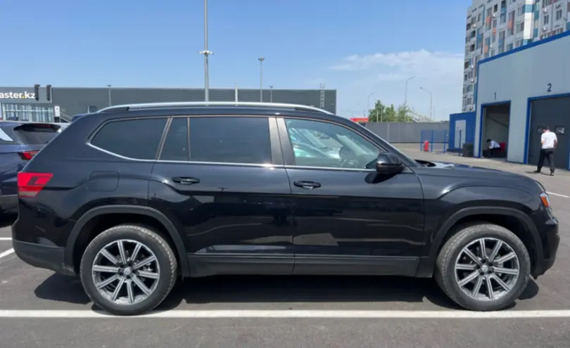 Volkswagen Atlas 2017 года за 15 000 000 тг. в Алматы фото 4