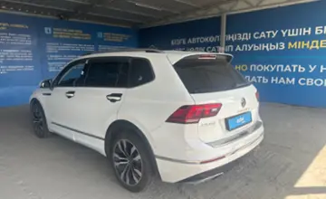 Volkswagen Tiguan 2021 года за 10 000 000 тг. в Алматы фото 3