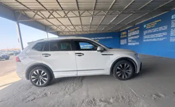 Volkswagen Tiguan 2021 года за 10 000 000 тг. в Алматы фото 4