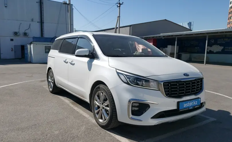 Kia Carnival 2020 года за 16 000 000 тг. в Шымкент фото 2