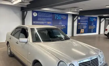 Mercedes-Benz E-Класс 1997 года за 2 500 000 тг. в Астана фото 3
