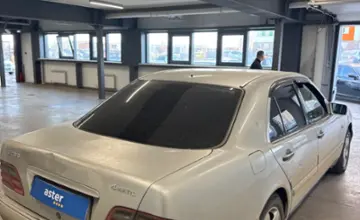 Mercedes-Benz E-Класс 1997 года за 2 500 000 тг. в Астана