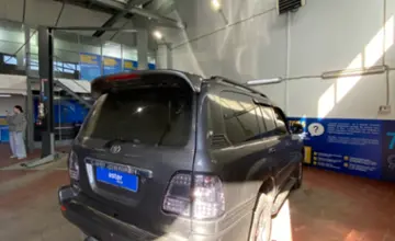 Toyota Land Cruiser 2002 года за 8 000 000 тг. в Астана