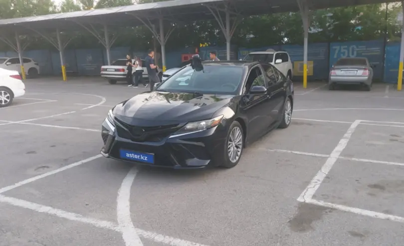 Toyota Camry 2020 года за 10 500 000 тг. в Алматы