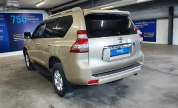 Toyota Land Cruiser Prado 2013 года за 14 000 000 тг. в Астана фото 4
