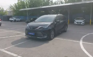 Toyota Sienna 2022 года за 17 000 000 тг. в Алматы фото 1