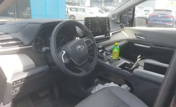 Toyota Sienna 2022 года за 17 000 000 тг. в Алматы фото 5