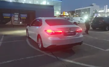 Toyota Camry 2020 года за 12 000 000 тг. в Алматы фото 4