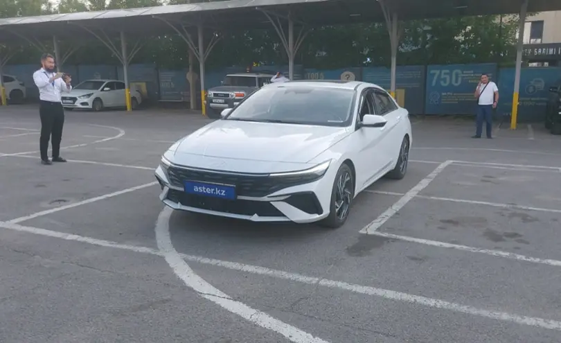 Hyundai Elantra 2024 года за 9 000 000 тг. в Алматы