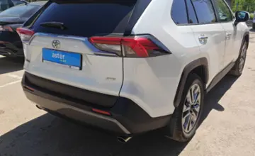 Toyota RAV4 2020 года за 17 000 000 тг. в Актобе
