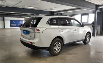 Mitsubishi Outlander 2013 года за 7 200 000 тг. в Астана фото 3