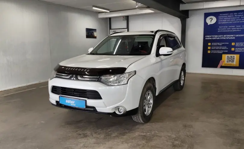 Mitsubishi Outlander 2013 года за 7 200 000 тг. в Астана