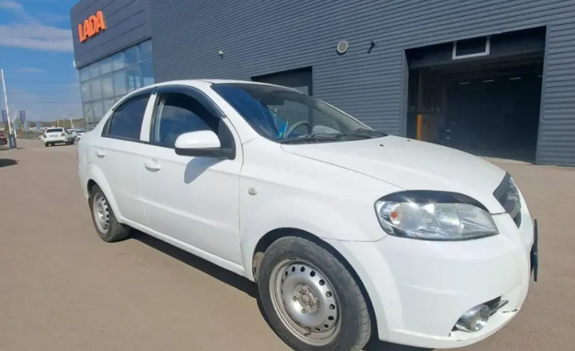 Chevrolet Aveo 2013 года за 3 000 000 тг. в Петропавловск