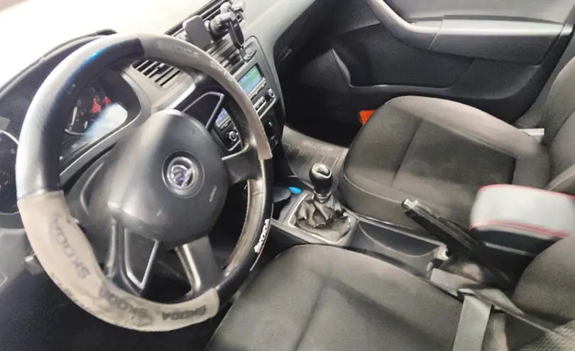 Skoda Rapid 2013 года за 3 800 000 тг. в Астана фото 5