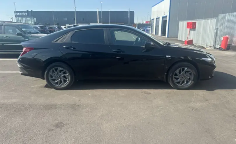 Hyundai Elantra 2025 года за 9 000 000 тг. в Алматы фото 4