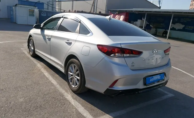 Hyundai Sonata 2018 года за 7 000 000 тг. в Шымкент фото 4