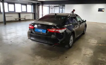Toyota Camry 2019 года за 13 550 000 тг. в Астана фото 3