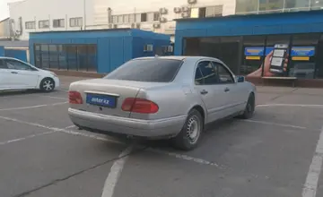 Mercedes-Benz E-Класс 1997 года за 1 000 000 тг. в Алматы фото 3