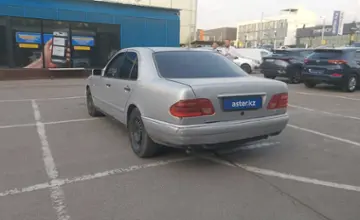 Mercedes-Benz E-Класс 1997 года за 1 000 000 тг. в Алматы фото 4