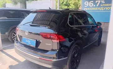 Volkswagen Tiguan 2018 года за 10 000 000 тг. в Алматы