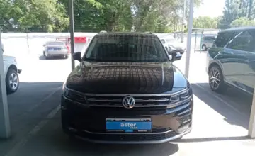 Volkswagen Tiguan 2018 года за 10 000 000 тг. в Алматы фото 2