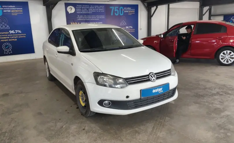 Volkswagen Polo 2015 года за 4 500 000 тг. в Астана фото 2