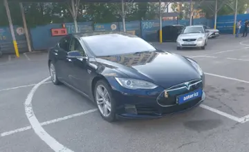 Tesla Model S 2013 года за 11 000 000 тг. в Алматы фото 2