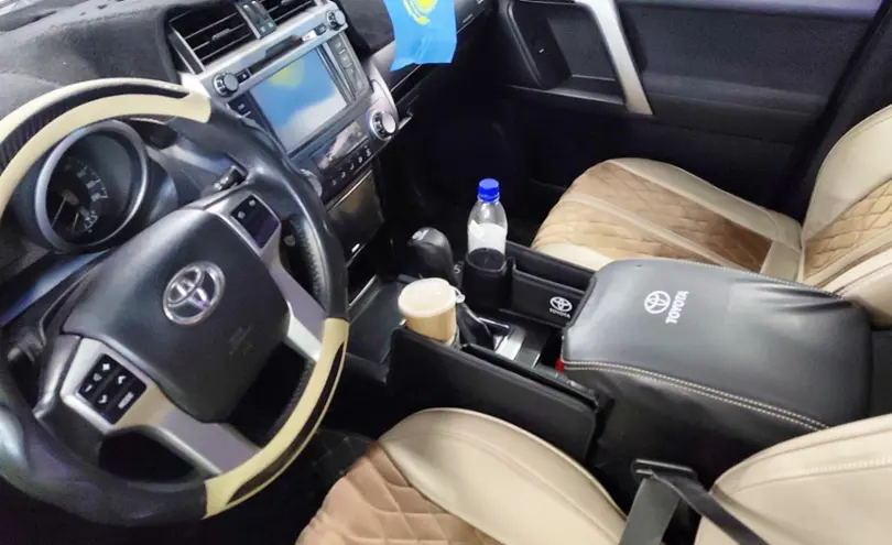 Toyota Land Cruiser Prado 2016 года за 18 400 000 тг. в Астана фото 5