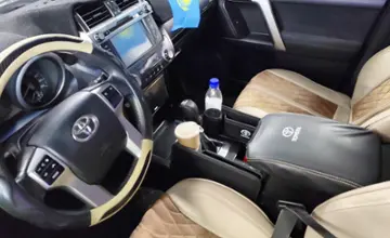 Toyota Land Cruiser Prado 2016 года за 18 400 000 тг. в Астана фото 5
