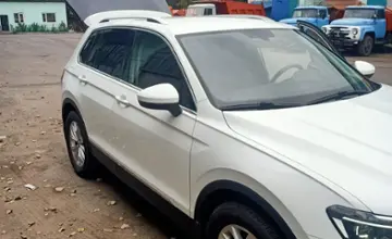 Volkswagen Tiguan 2017 года за 10 700 000 тг. в Алматы фото 3