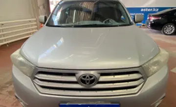 Toyota Highlander 2010 года за 11 000 000 тг. в Астана фото 2