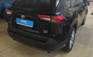 Toyota RAV4 2023 года за 16 000 000 тг. в Актобе