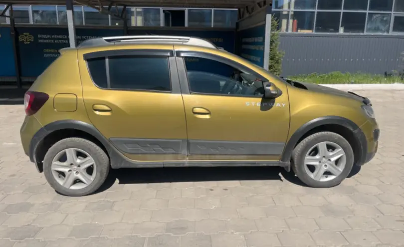 Renault Sandero 2016 года за 5 300 000 тг. в Караганда фото 4