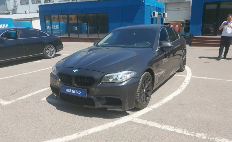 BMW 5 серии 2014 года за 11 000 000 тг. в Алматы