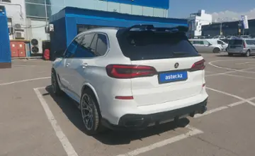 BMW X5 2019 года за 27 000 000 тг. в Алматы фото 4