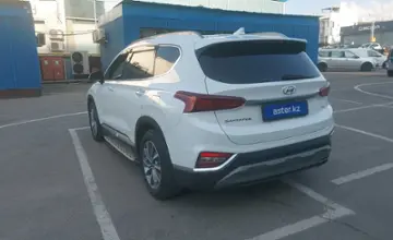 Hyundai Santa Fe 2019 года за 12 000 000 тг. в Алматы фото 4