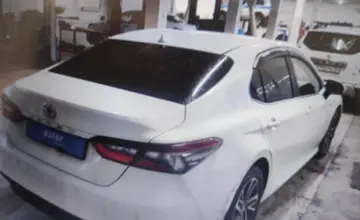 Toyota Camry 2022 года за 14 500 000 тг. в Актобе фото 4