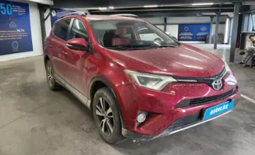 Toyota RAV4 2016 года за 8 000 000 тг. в Астана фото 2