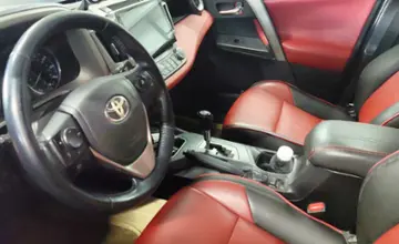 Toyota RAV4 2016 года за 8 000 000 тг. в Астана фото 5